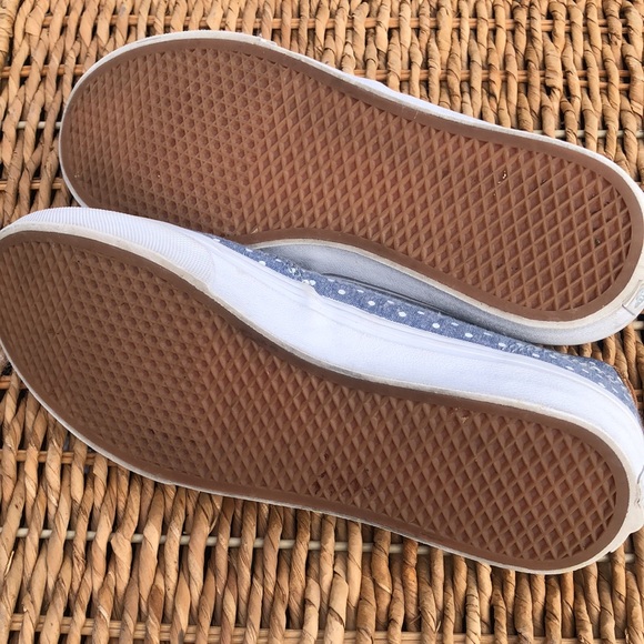 Vans Polkadots Shoes! - Picture 6 of 12